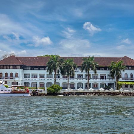 Brunton Boatyard - A Cgh Earth Experience Otel Kochi Dış mekan fotoğraf