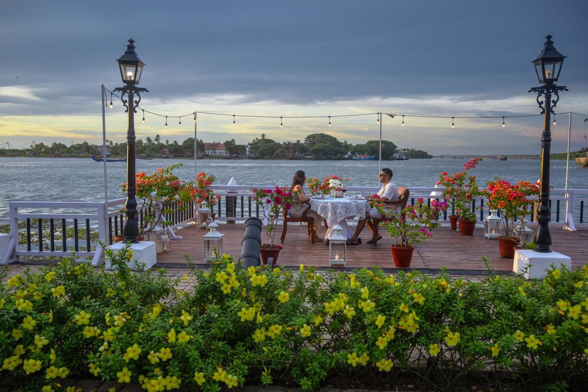 Brunton Boatyard - A Cgh Earth Experience Otel Kochi Dış mekan fotoğraf