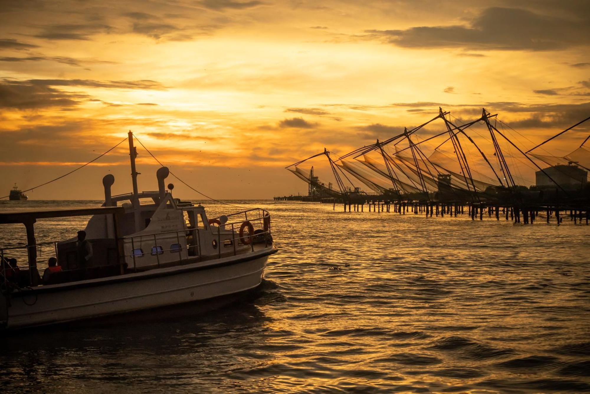 Brunton Boatyard - A Cgh Earth Experience Otel Kochi Dış mekan fotoğraf