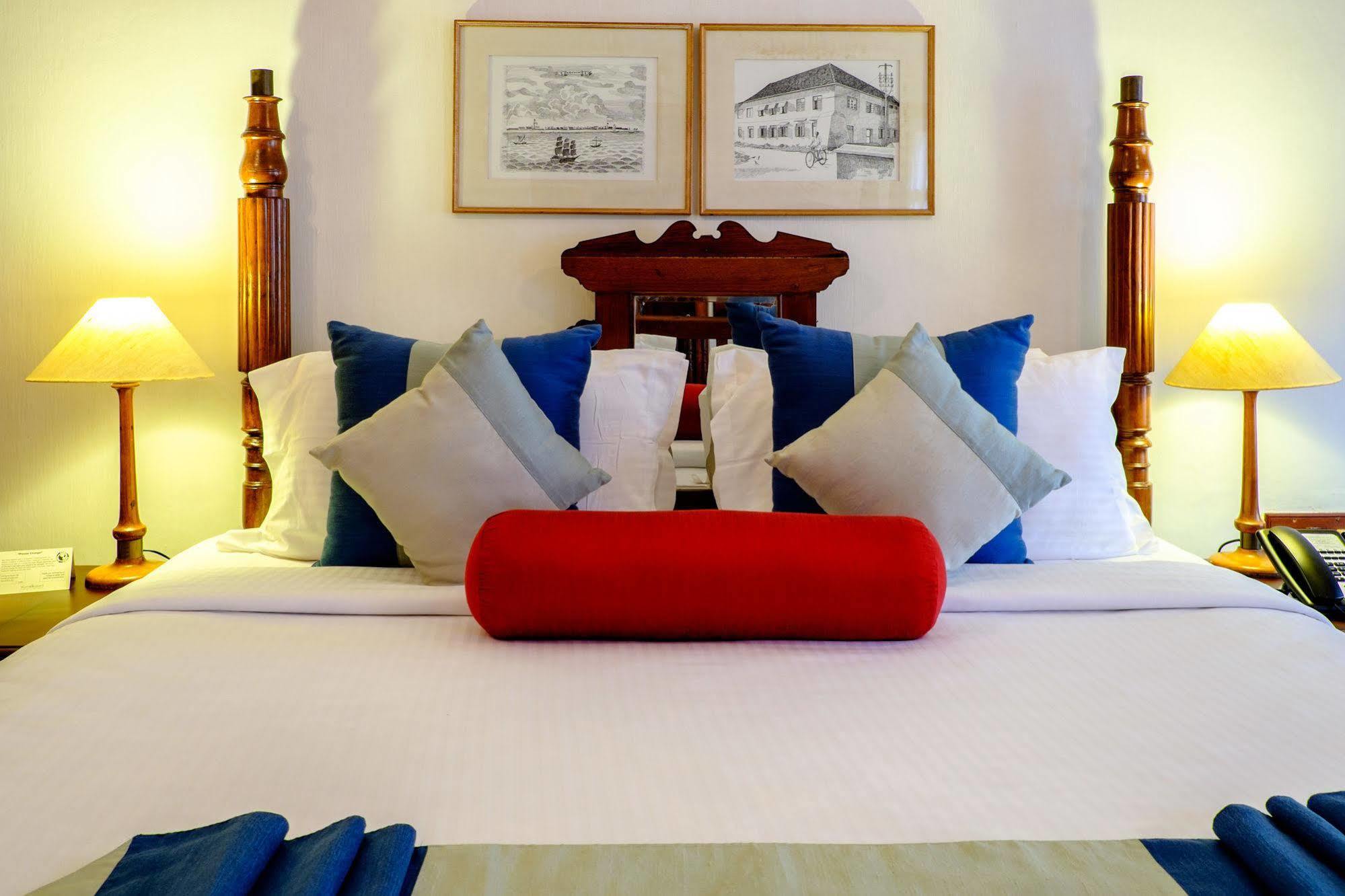 Brunton Boatyard - A Cgh Earth Experience Otel Kochi Dış mekan fotoğraf